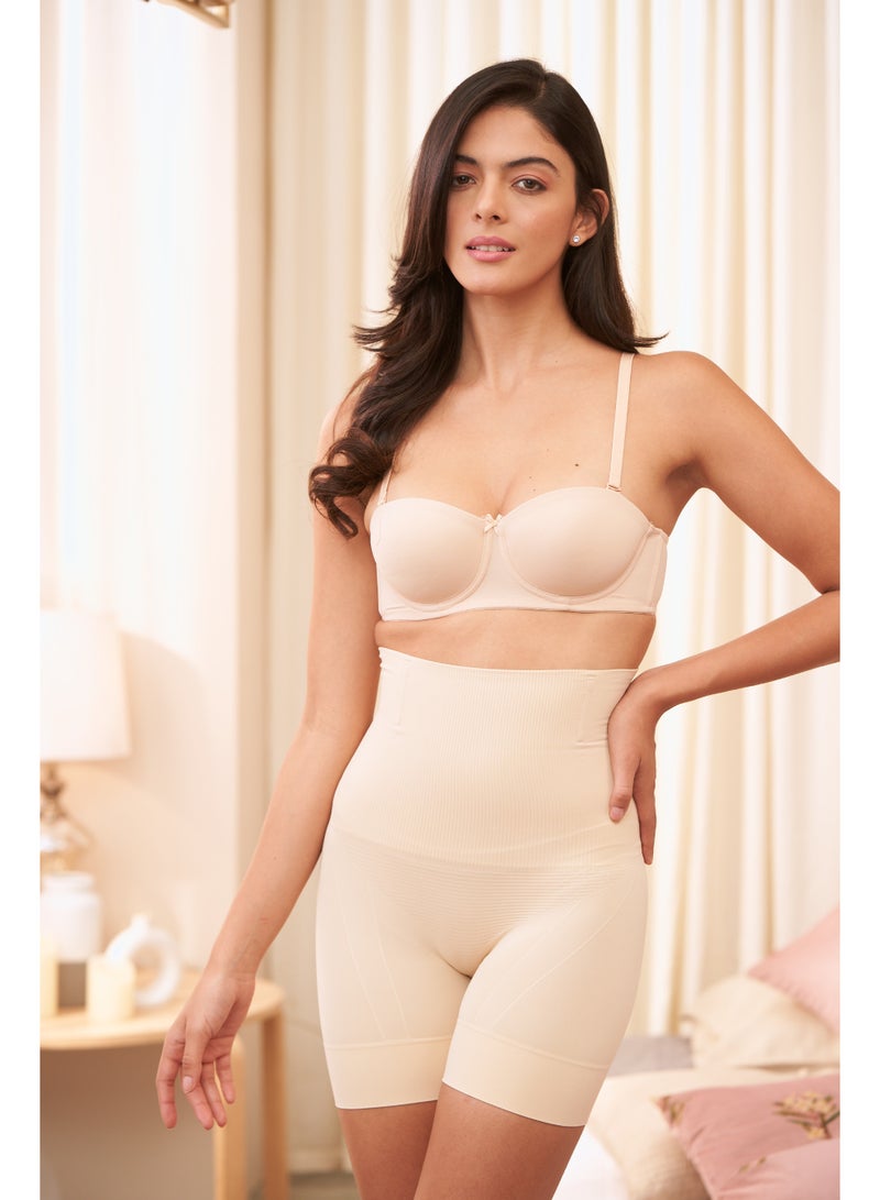 Teens Lifestyle Seamless waist shaper delivering curves, comfort, and invisible confidence - Shaper Pro - Image 3