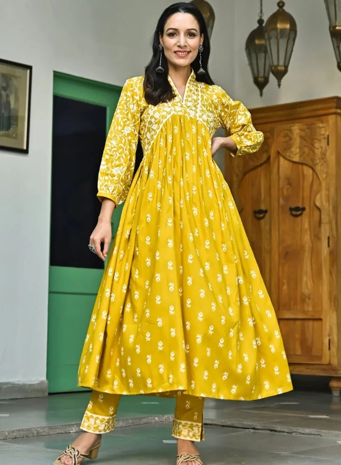 ZERESOUQ Mustard Floral Jaal V-Neck Kurta & Pant Set