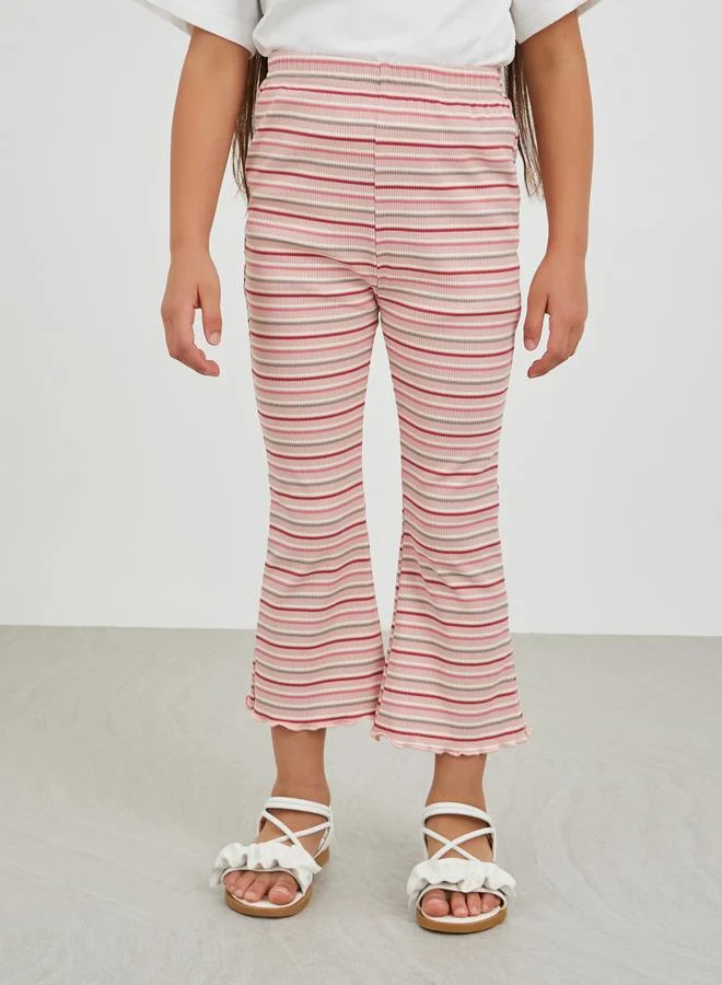 Styli Styli Flower Patch T-Shirt and Striped Leggings Set