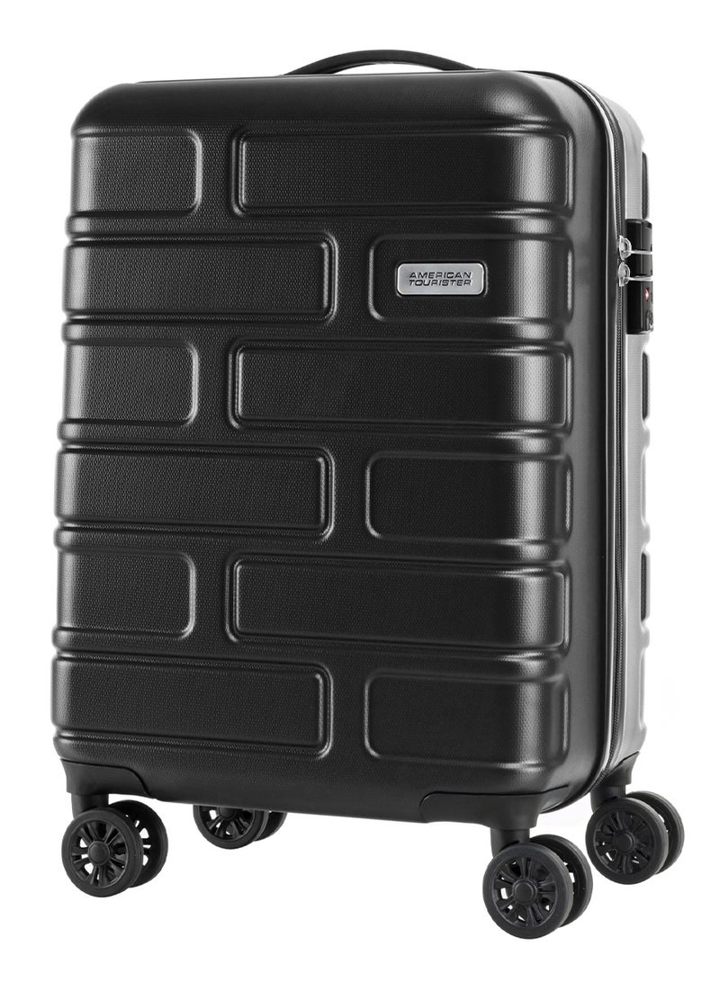 AMERICAN TOURISTER حقيبة سفر بريكلاين، مجموعة 2 قطعة (55 + 69 سم)، 4 عجلات دوارة، قمة صلبة، بولي كربونات، أسود Jet|خفيفة الوزن|مقاومة للخدوش والصدمات|قفل TSA|جيب داخلي بسحاب شبكي - ضمان دولي لمدة 3 سنوات - Image 3
