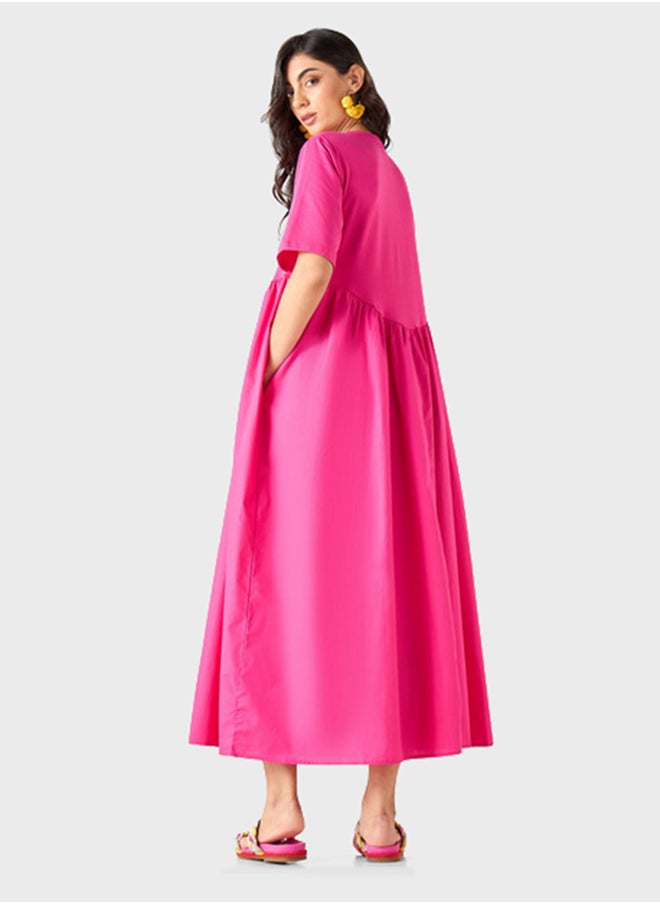 Iconic - Key Hole Neck Pocket Detail Dress - Image 1