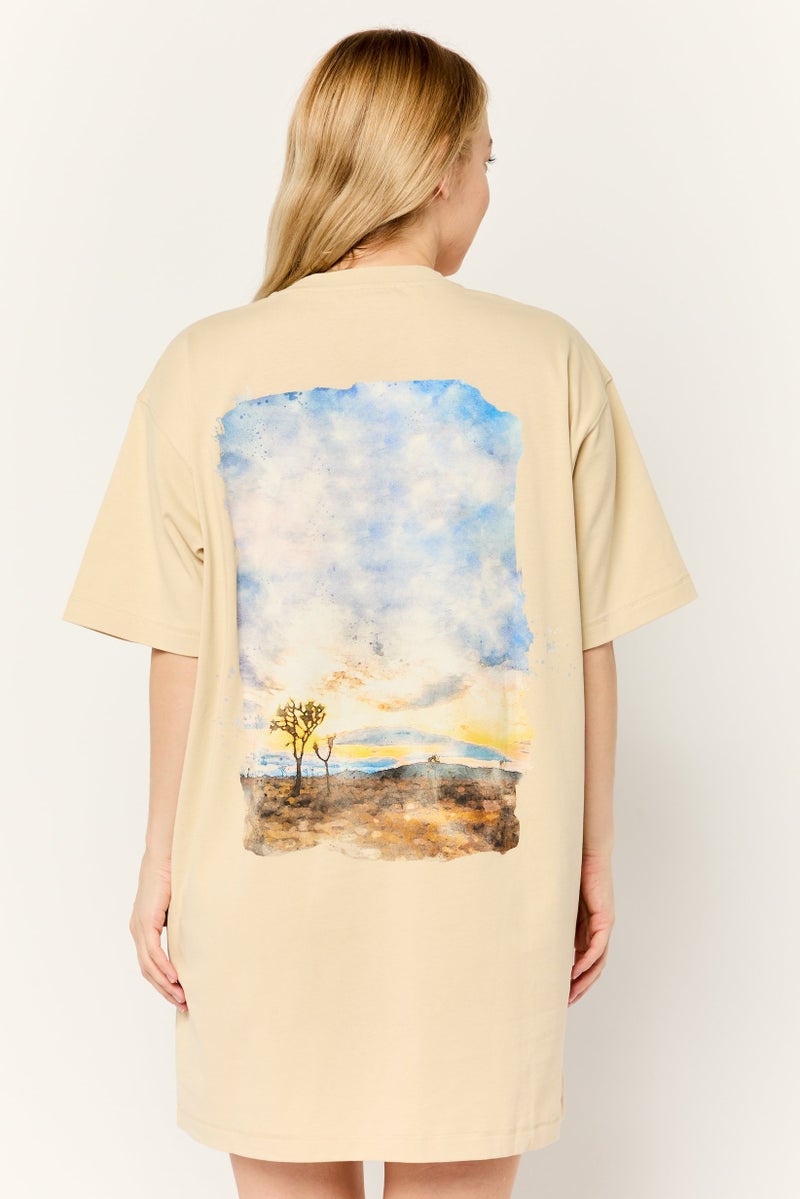 ESPRIT فستان قميص مزين بشعار للنساء، بيج - Image 4