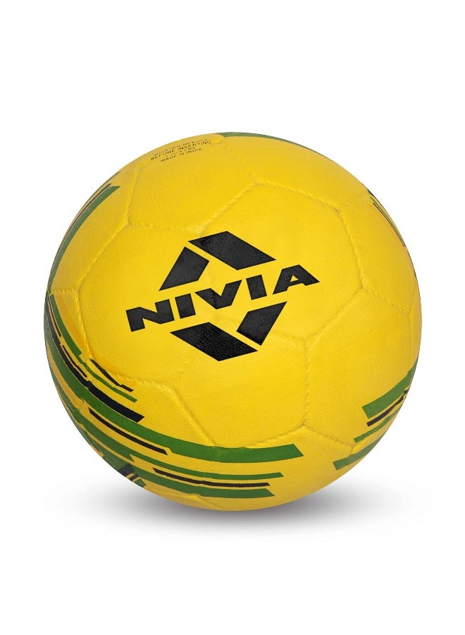 نيفيا كرة قدم مصبوبة مطاطية بألوان البلد، مناسبة للأرضيات الصلبة الخالية من العشب، والأرضيات الرطبة والعشبية، والعشب الصناعي، كرة تدريب مقاس 3 - البرازيل (أصفر/أخضر) - Image 1