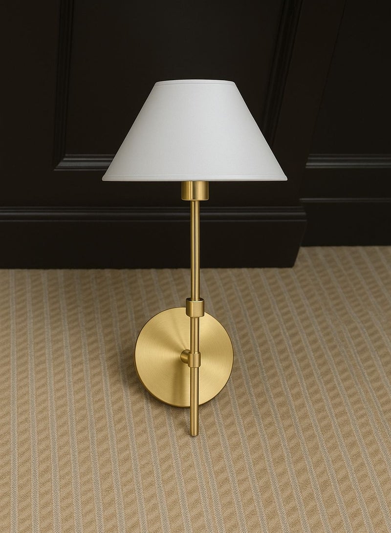 Modern gold wall lamp with E14 bulb base  - Image 4