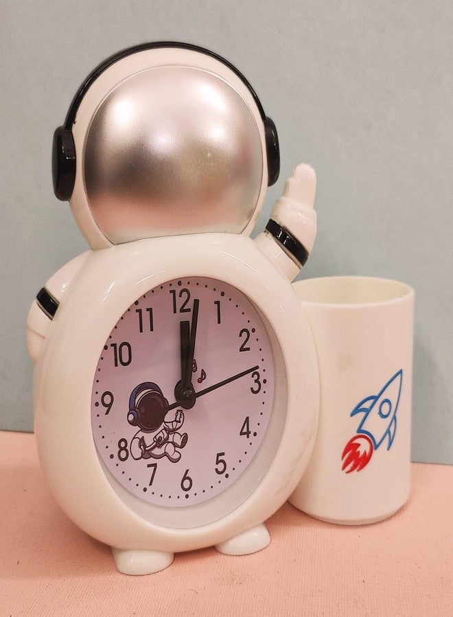 AMANVANI Space Table Top Alarm Clock with Pen Stand Table Clock for Kids Analog Alarm Clock Table Clock with Pen/Pencil Stand for Kids Birthday Return Gifts 1pcs - Image 3