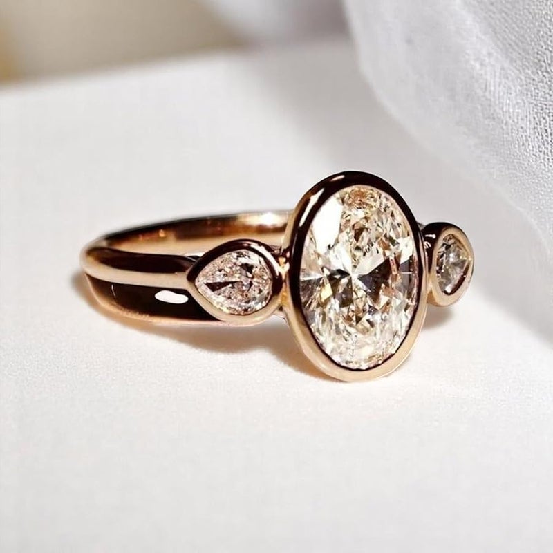 Custom 2.0CT Classic Vintage Style Oval Moissanite Ring, Delicate Solitaire Diamond Ring, Elegant Anniversary Ring, Yellow Gold Engagement Ring - Image 4