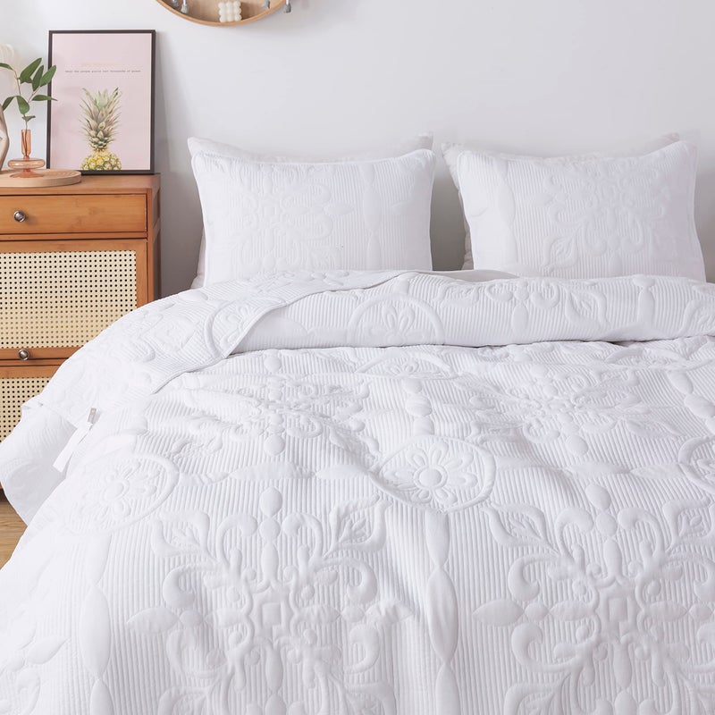 B2EVER White Damask Quilt Twin Size Bedding Sets with 1 Pillow Sham, Boho Bedspread Lightweight Soft Farmhouse Vintage Bohemian Coverlet Retro Jacquard Pattern Bed Cover for All Season, 2 Pieces - Image 3