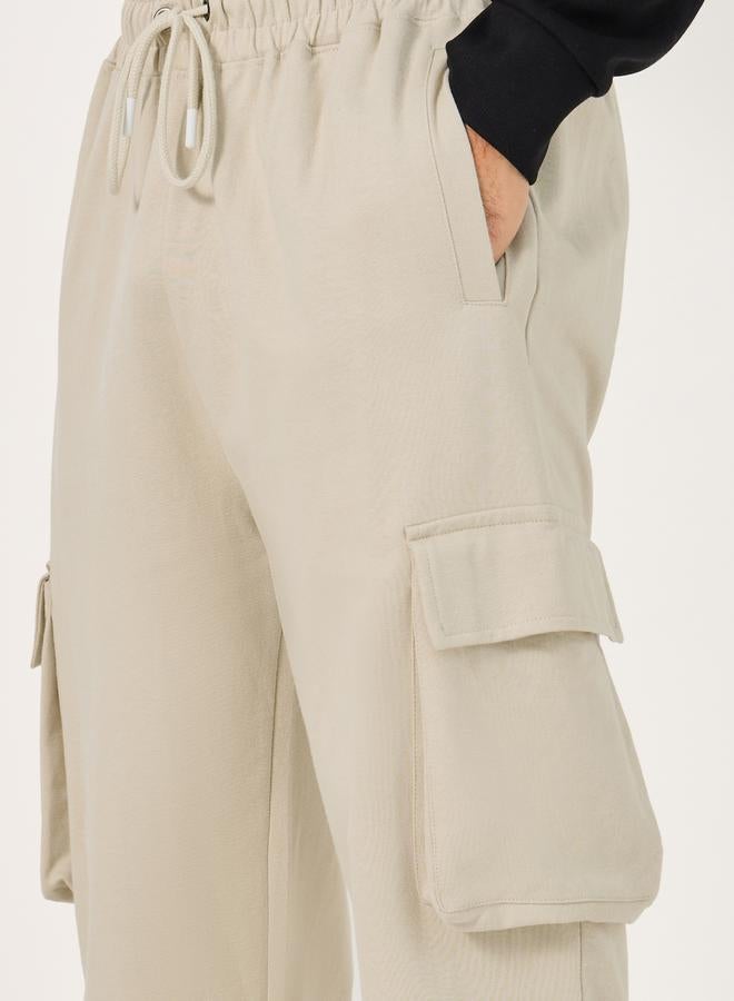 Styli Oversized Straight Leg Cargo Pants - Image 4