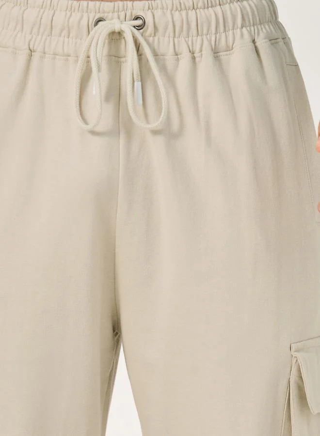Styli Oversized Straight Leg Cargo Pants