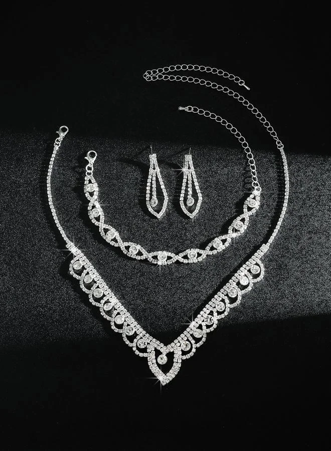 تايك تو مجموعة من قلادة وسوار وأقراط مرصعة بأحجار الراين