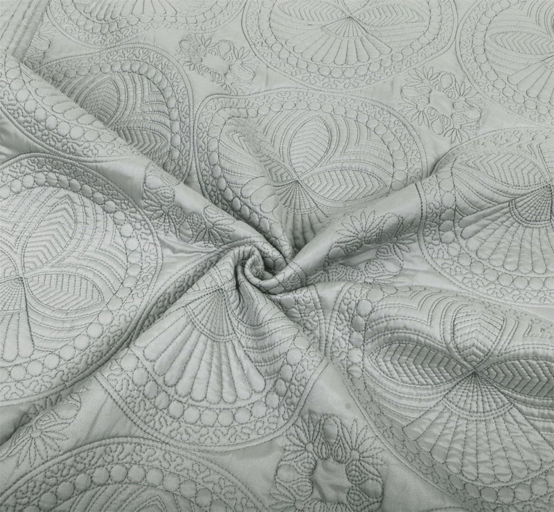 MONOBLANKS Baby Quilt Personlized Monogram Lightweight Embossed Scalloped Throw Blanket Four Seasons (Gray) - Image 5