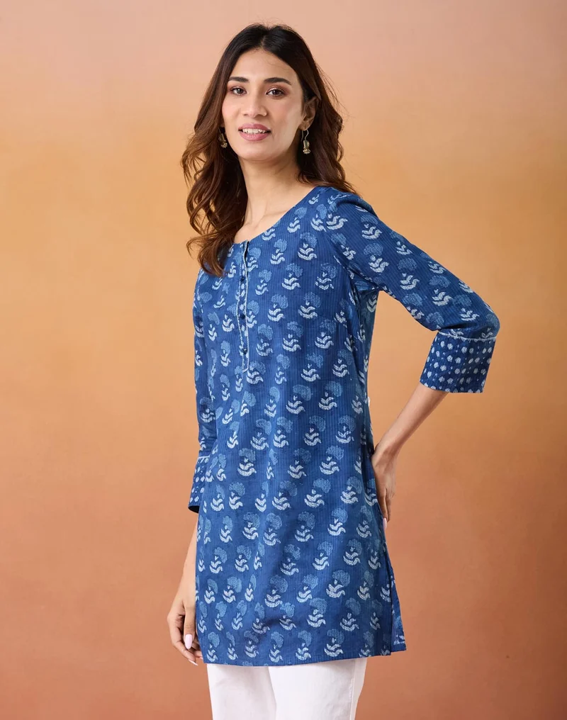Fabindia  Cotton Slim Fit Dabu Printed Short Kurta for Women | Best Price UAE