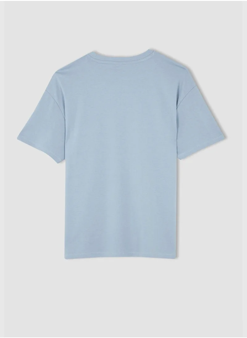 ديفاكتو Boxy Fit Short Sleeve Minimal Print T-Shirt