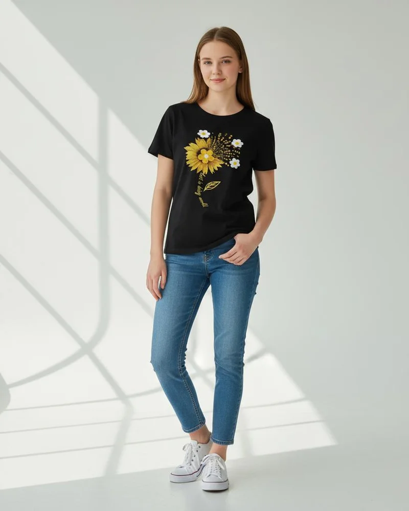 ردتاغ تيشيرت بطبعة باللون الأسود للبنات الكبار