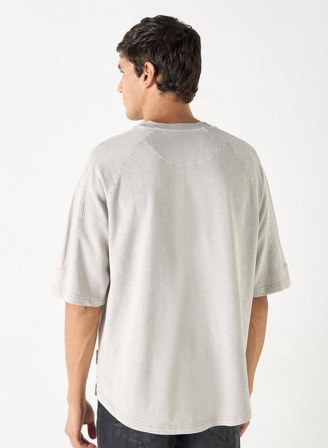 Lee Cooper Typographic Print Oversized T-shirt with Crew Neck and Short Sleeves - Image 3