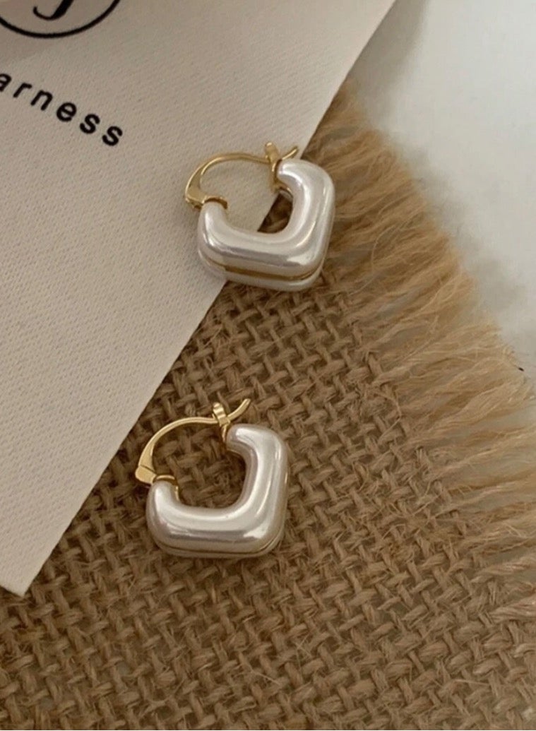 إيكوال حلق اذن نسائي بتصميم رائع وعصري من الاستانلس ستيل - Image 2