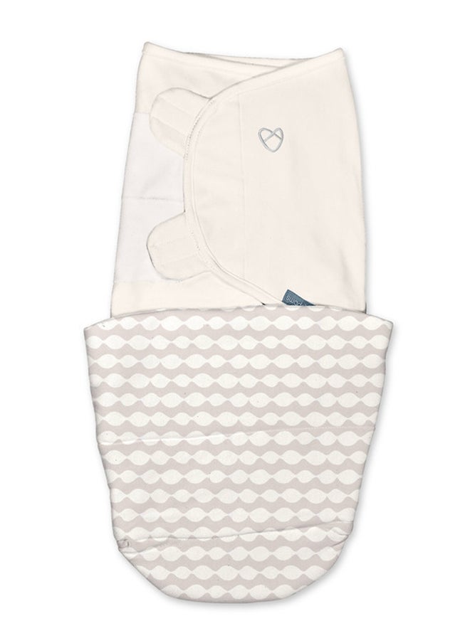 SwaddleMe - Summer Infant by Ingenuity All Season Swaddle - Dream Wave, 0 - 3 Months - Image 1