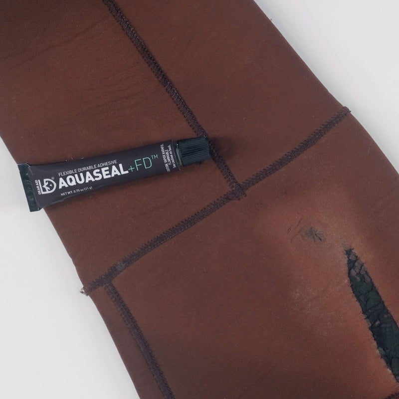 GEAR AID Aquaseal FD Flexible Repair Adhesive for Outdoor Gear and Vinyl, Clear Glue, 0.75 oz, 2 pack - Image 4