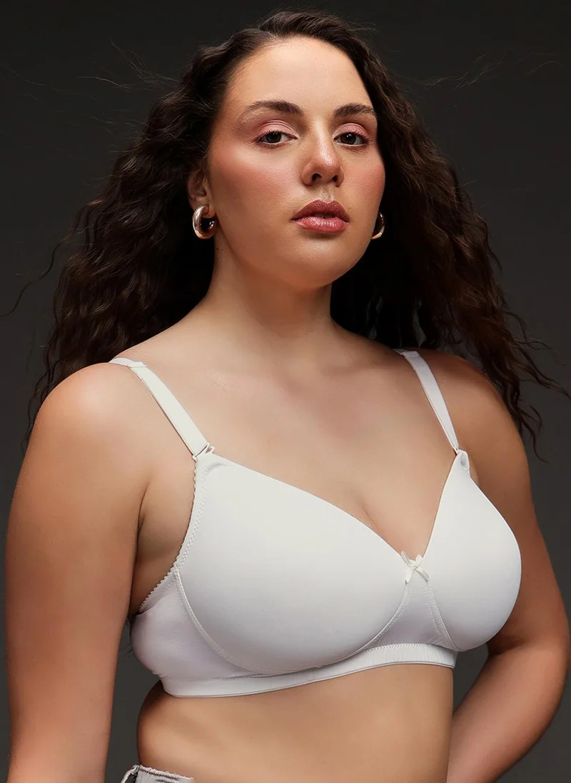 Clovia White Clovia Padded Non-Wired Full Coverage Multiway T-shirt Bra in White for Women | Best Price UAE