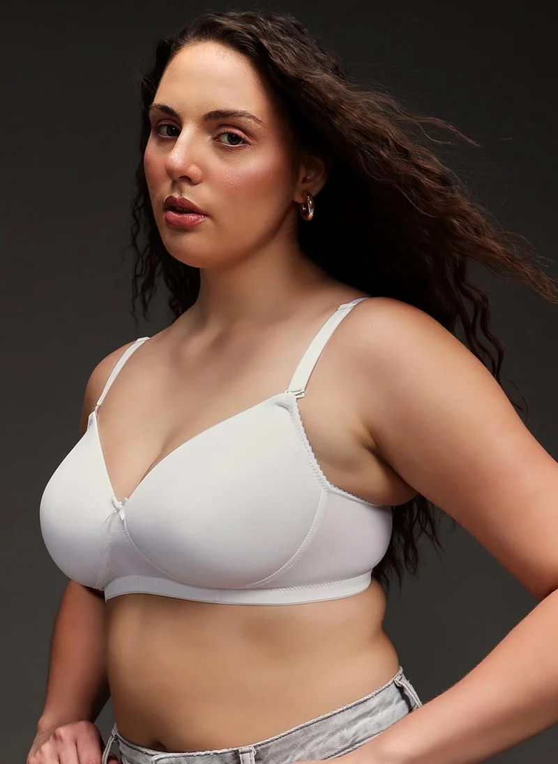 Clovia White Clovia Padded Non-Wired Full Coverage Multiway T-shirt Bra in White for Women | Best Price UAE
