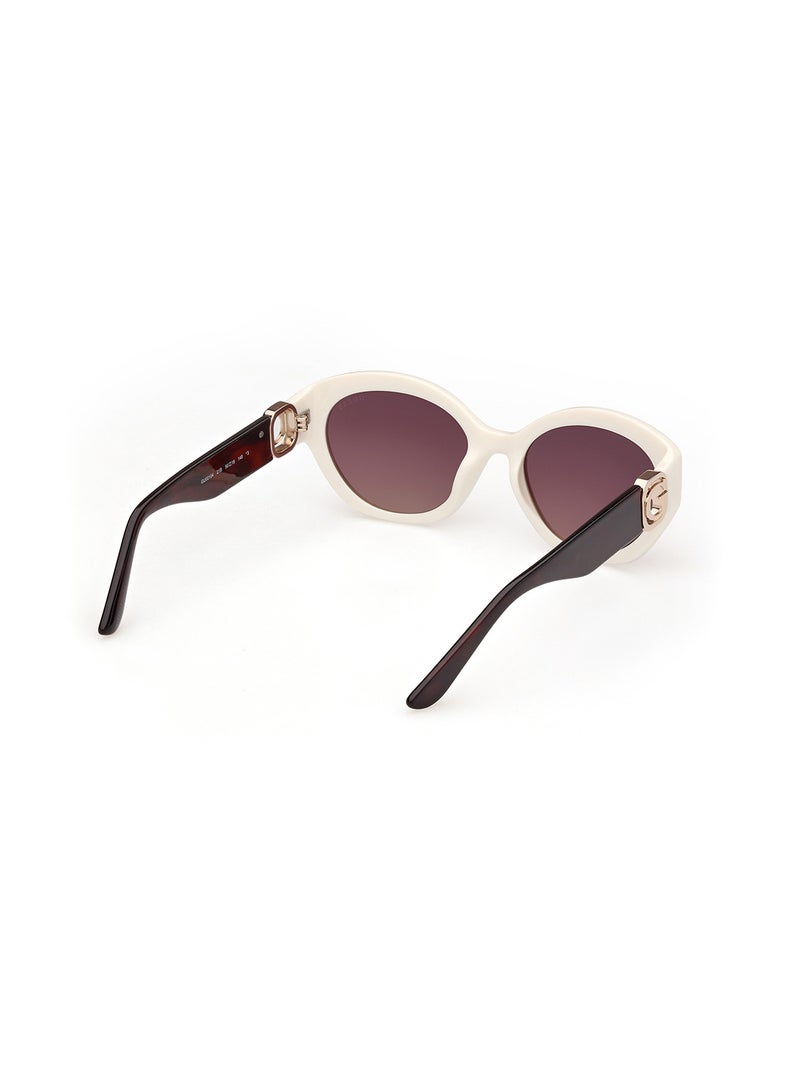 GUESS نظارات شمسية نسائية بشكل بيضوي للحماية من الأشعة فوق البنفسجية - GU0010421B56 - حجم العدسة: 56 مم - أبيض لامع - Image 5