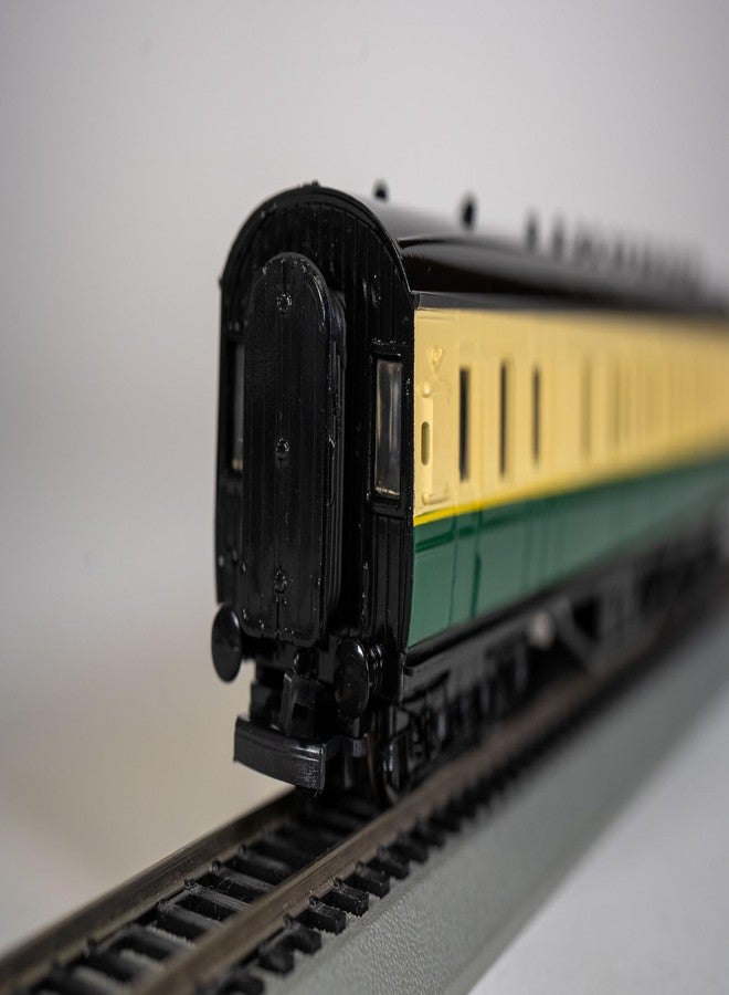 Bachmann Thomas & Friends Gordon's Express Brake Coach - HO Scale, Prototypical White & Green - Image 5