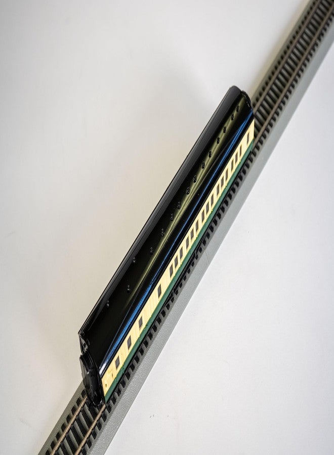 Bachmann Thomas & Friends Gordon's Express Brake Coach - HO Scale, Prototypical White & Green - Image 4