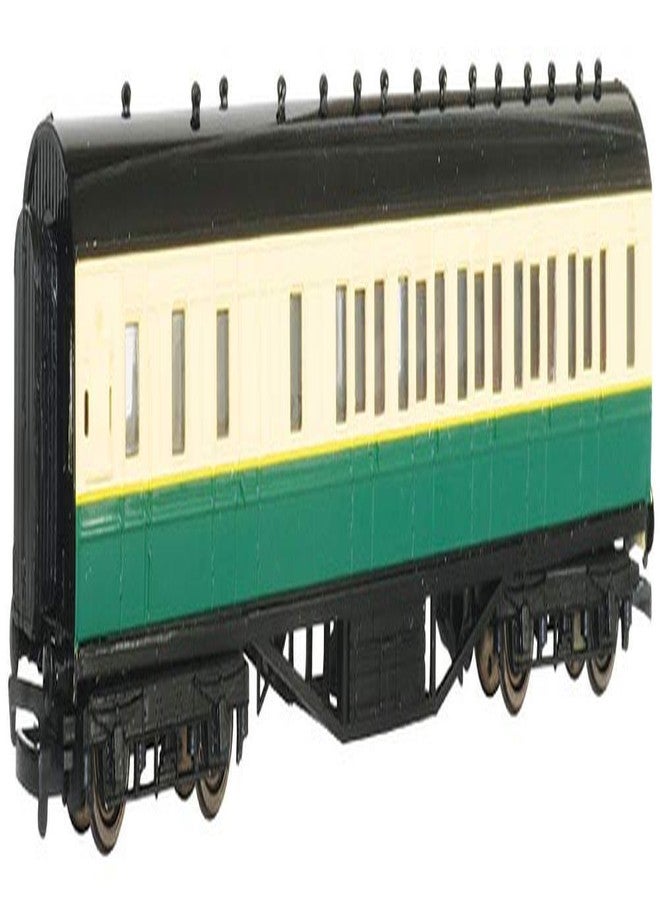 Bachmann Thomas & Friends Gordon's Express Brake Coach - HO Scale, Prototypical White & Green - Image 1