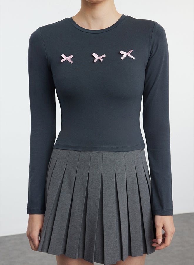 trendyol Anthracite Bow Detailed Crop/Short Slim/Fitting Knitted Blouse TWOAW25BZ00150  - Image 3