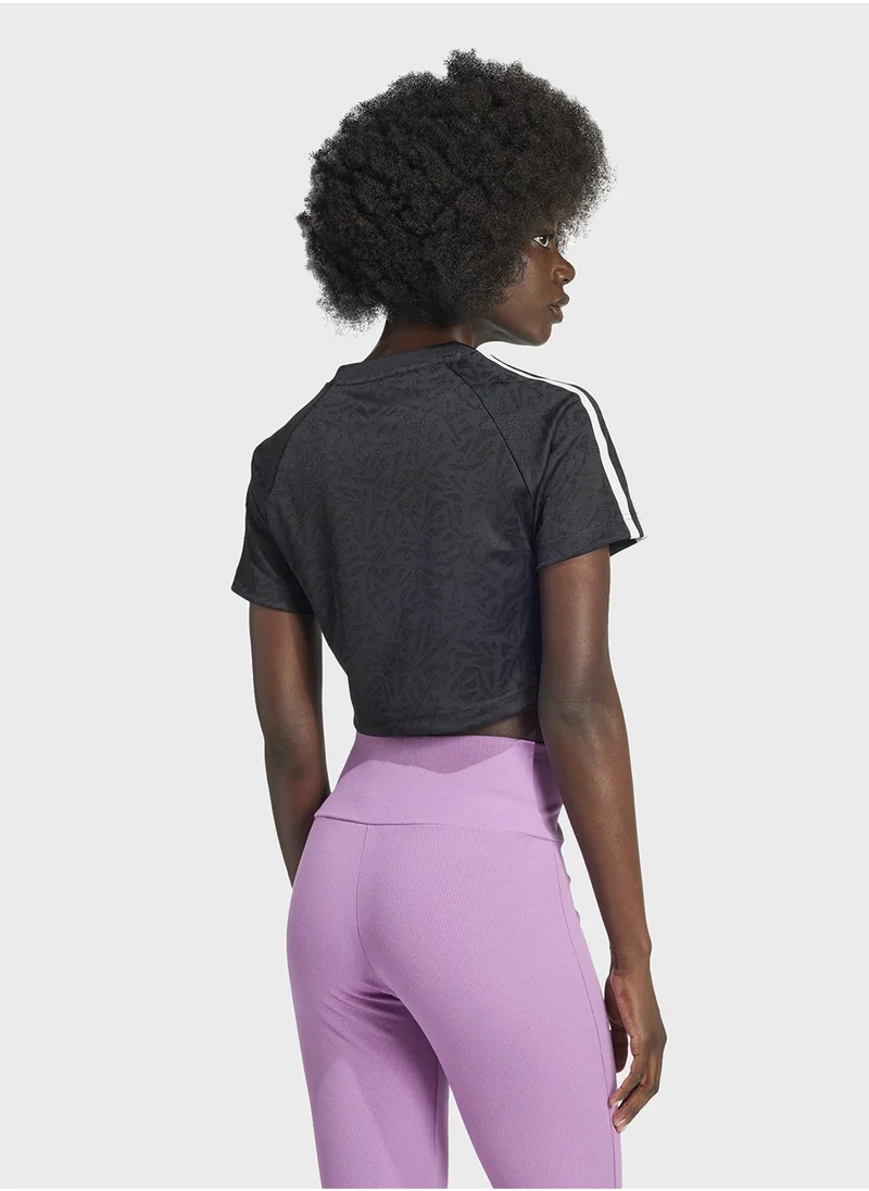 اديداس جيرسي أساسي