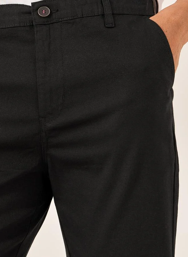 Styli Solid Mid Rise Slim Fit Cotton Chinos