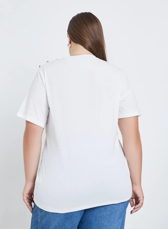 Styli Styli Plus Size Shoulder Button T-Shirt