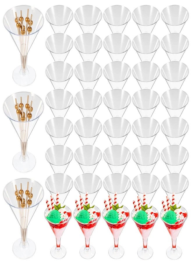 مجموعة أكواب مارتيني بلاستيكية شفافة وأعواد كوكتيل ذهبية لؤلؤية، أكواب مارتيني بلاستيكية للاستخدام مرة واحدة، أكواب حلوى صغيرة شفافة لحفلات الزفاف والمناسبات والحفلات والنبيذ والمقبلات والطعام (100 قطعة، 7 أونصة) - Image 1