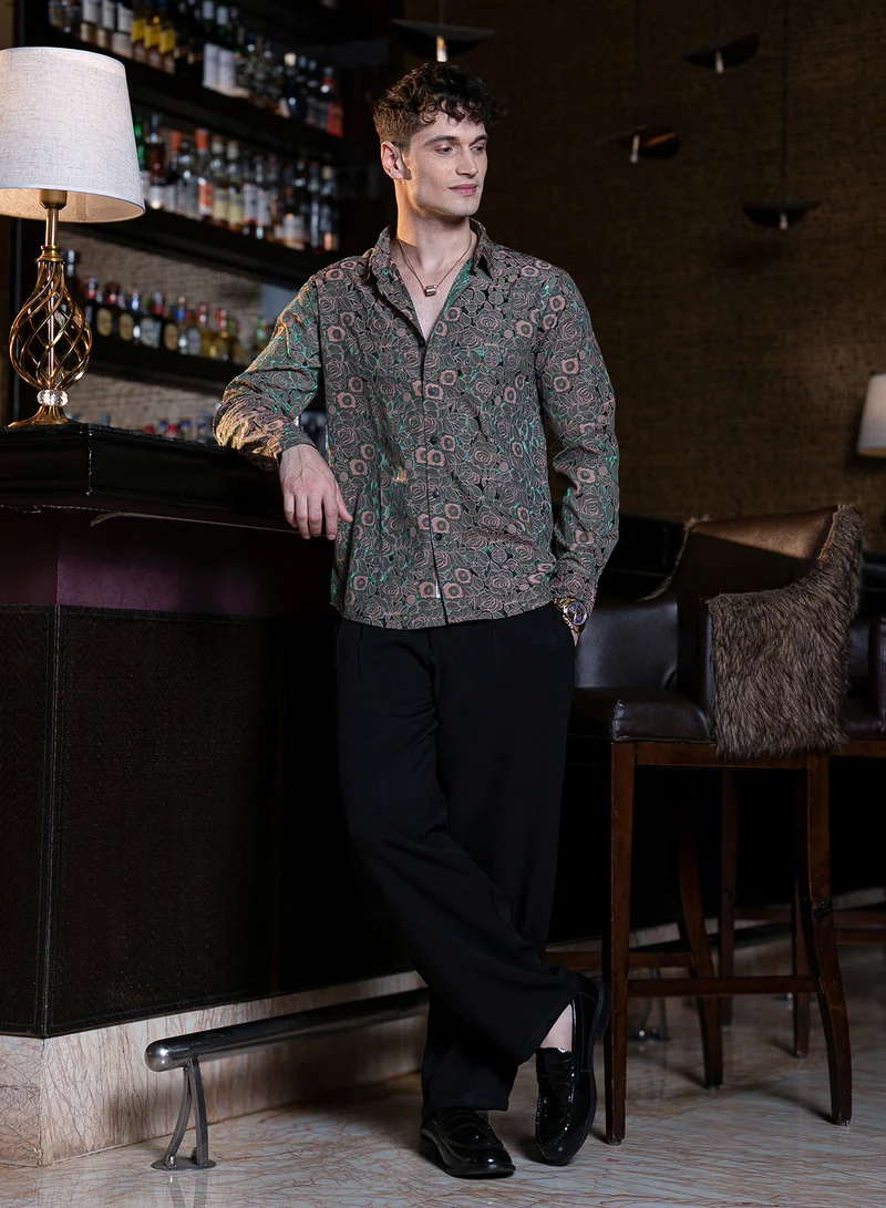 Campus Sutra Campus Sutra Men's Forest Green Electric-Roses Shirt For Casual Wear | Spread Collar | Long Cuffed Sleeves | Button Closure | Shirt Crafted With Comfort Fit For Everyday Wear