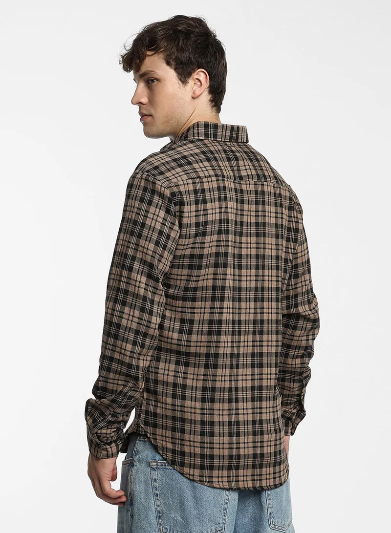 كامبوس سوترا Men's Tan Brown & Charcoal Black Tartan Plaid Shirt