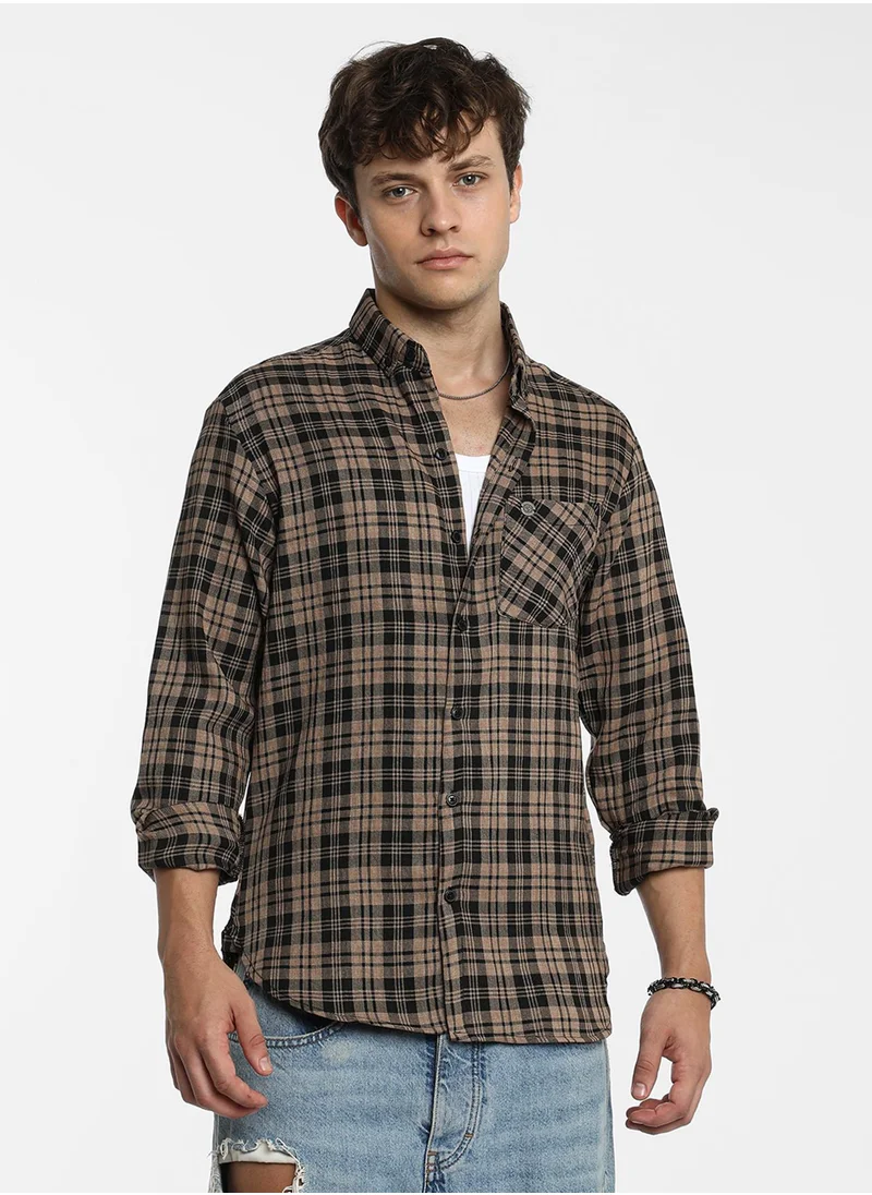 Campus Sutra Men's Tan Brown & Charcoal Black Tartan Plaid Shirt