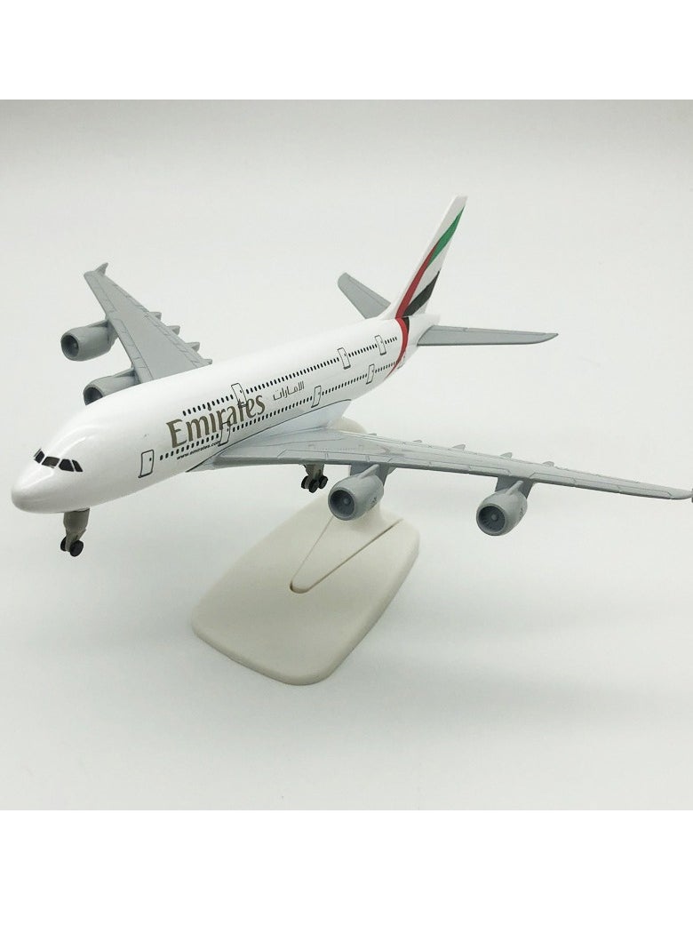 20CM alloy aircraft model Emirates Airbus A380 aircraft model suitable for aircraft enthusiasts as a gift
