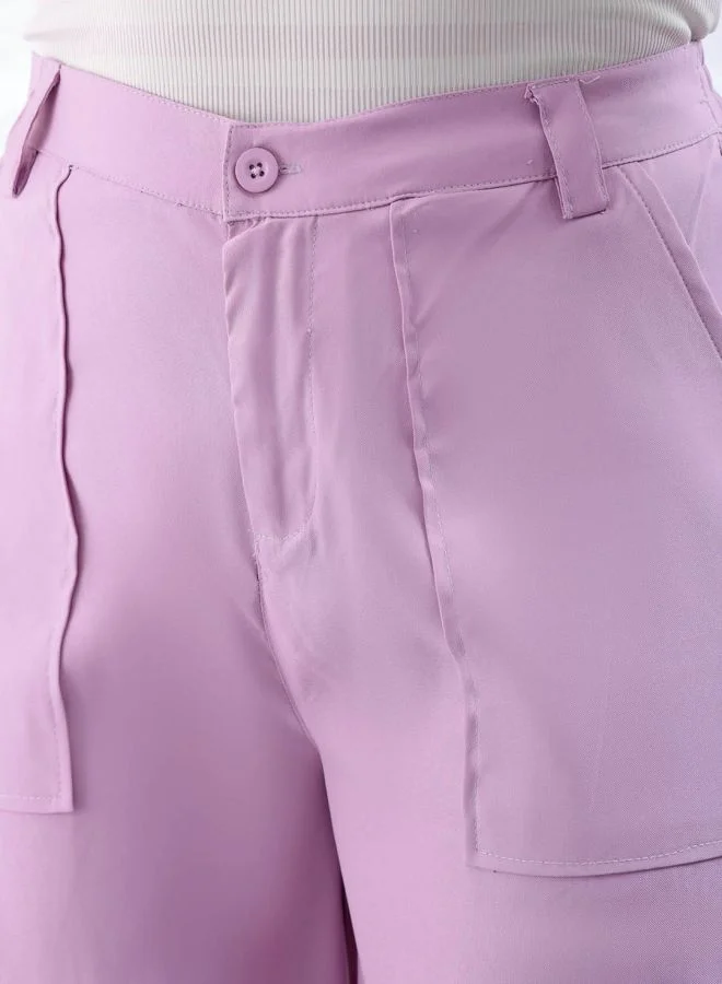 مرفوعة Women Flared Solid Mid-Rise Elasticated Cargo Trousers