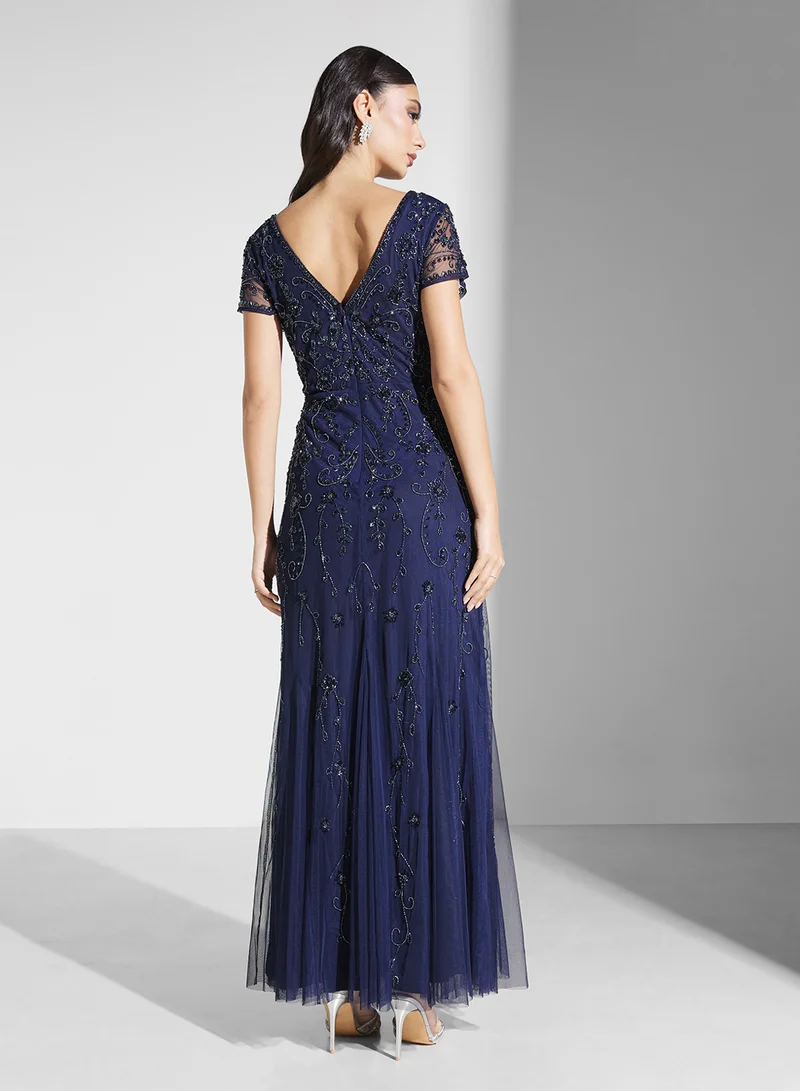 اميليا روز Embroidered Evening Dress