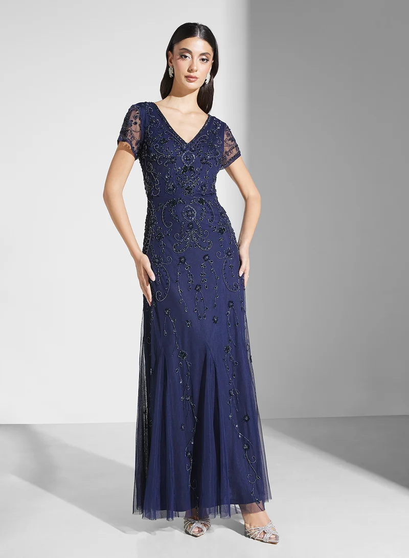 اميليا روز Embroidered Evening Dress