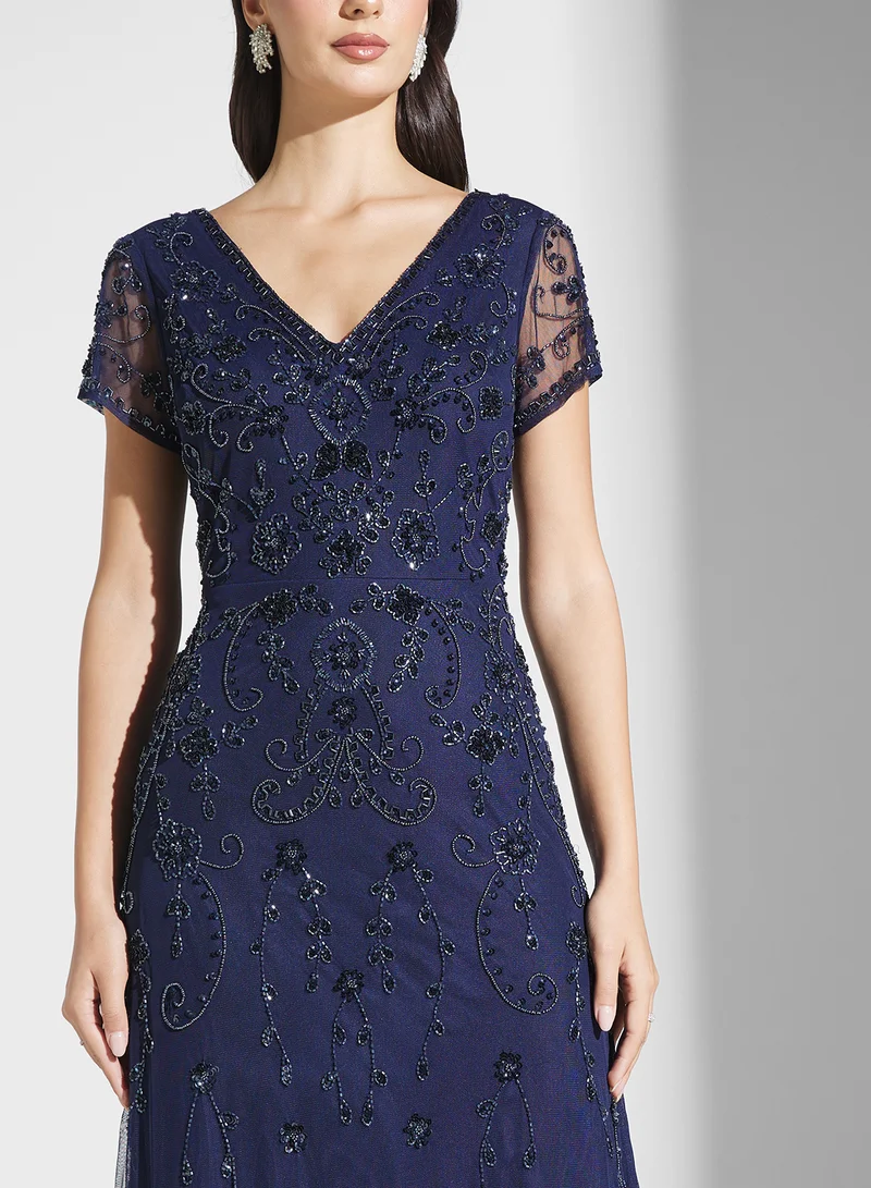 اميليا روز Embroidered Evening Dress
