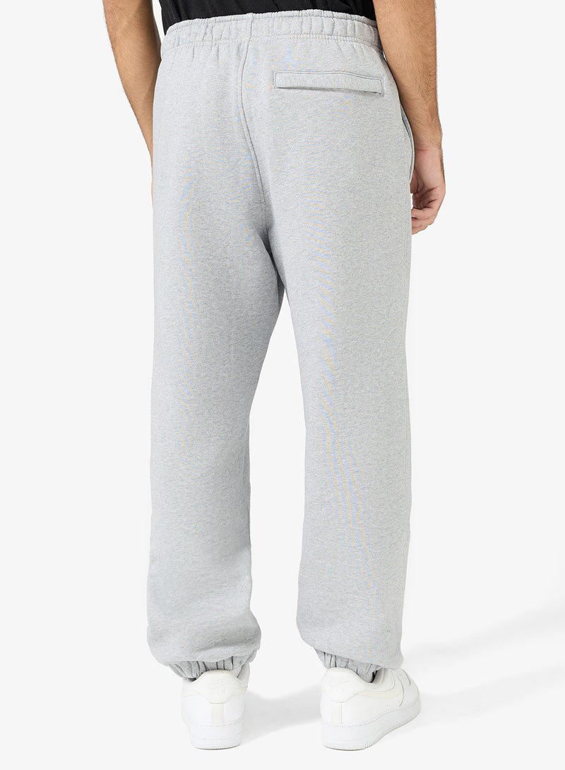 GUESS Regular Fit Jogger - Image 3