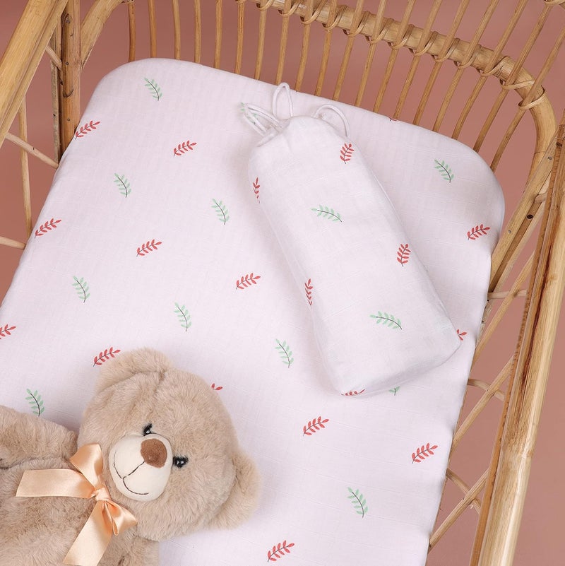 Kicks Crawl Sleepy Leaves Organic Crib Sheet