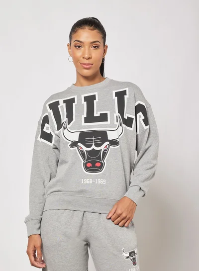 Mitchell & Ness NBA Chicago Bulls Logo Fleece Sweatshirt