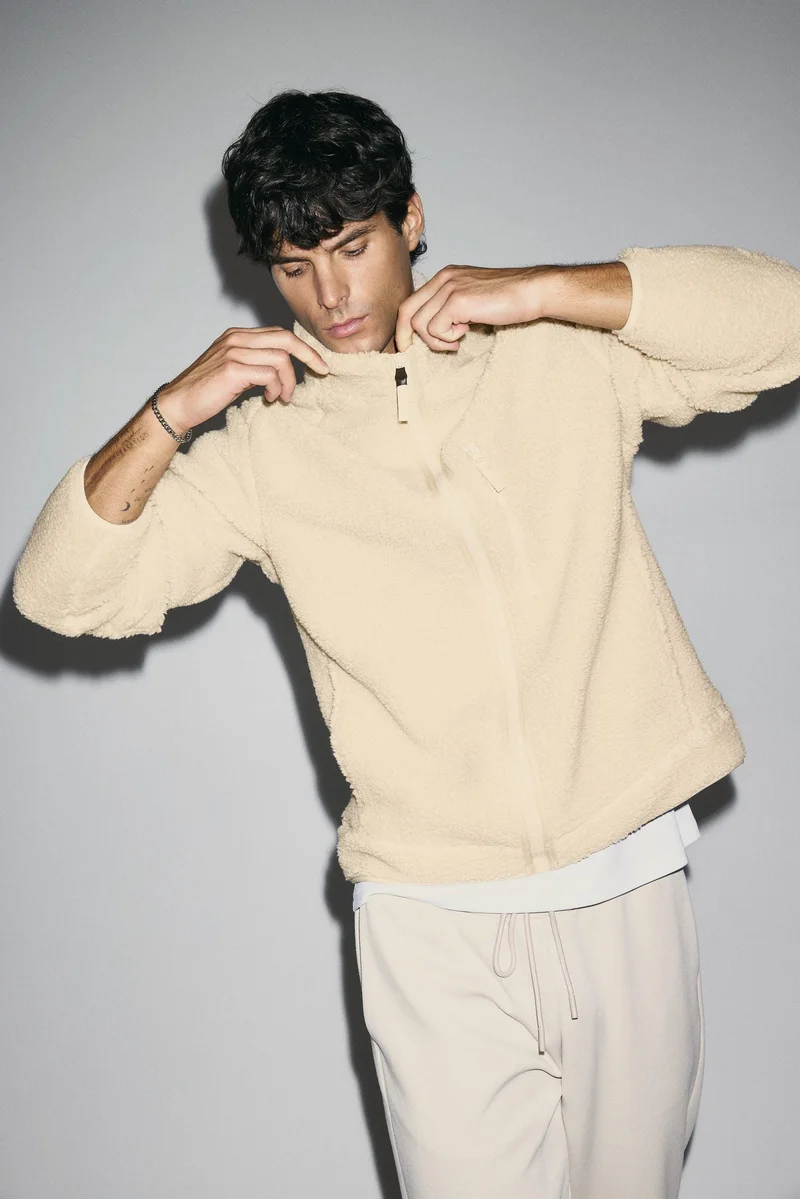 اتش اند ام جاكيت رياضي من التيدي