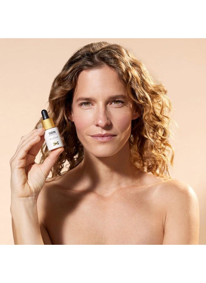 Isdinceutics Melaclear Dark Spot Correcting Serum for Face - Sun Spot Reducer that Contains Vitamin C and Antioxidants, to Even Skin Tone from Sun Exposure 0.5 FL OZ