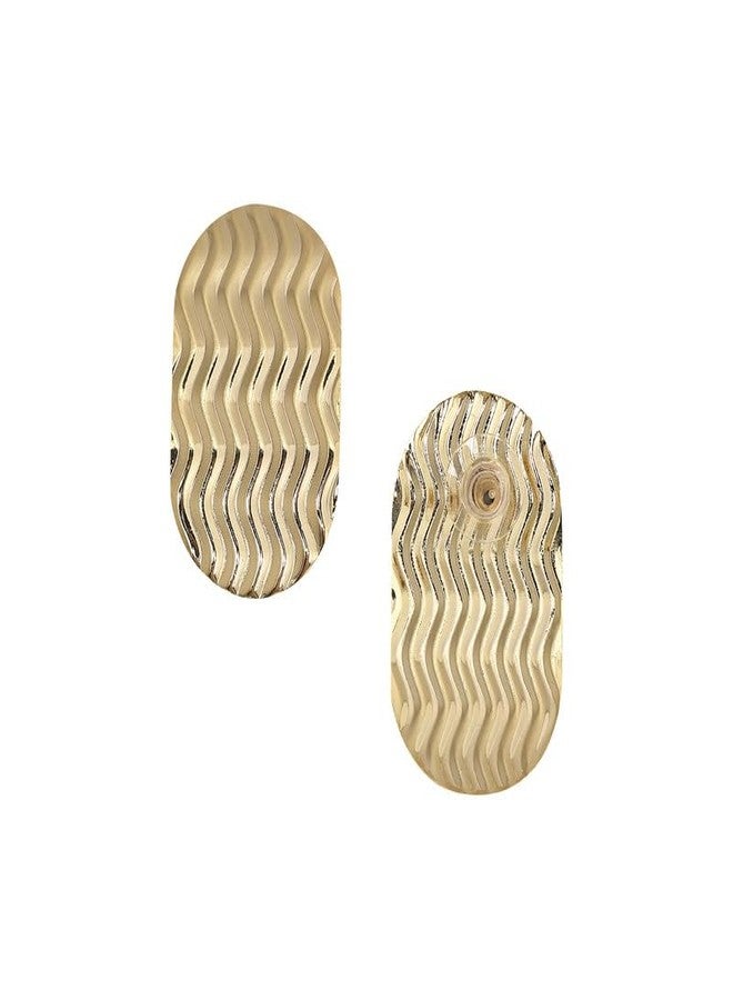 SOHI Women's Zig-Zag Circular Stud Earrings For Casual Wear | Gold Colour | Alloy Material | Push Pin Closure | Metallic Earrings | Fashion Stud Earrings For Woman & Girls - Image 5