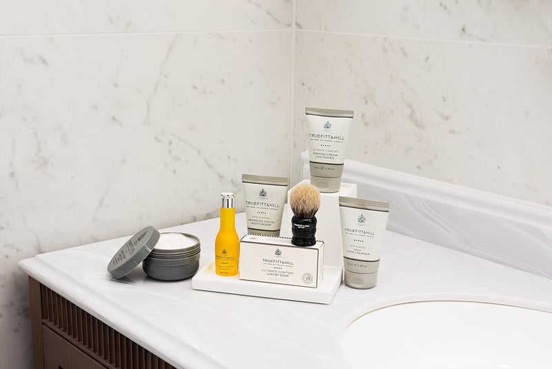 TrueFitt & Hill Ultimate Comfort Pre-shave Oil 60ml - Energizing and Refreshing Formula - Image 3