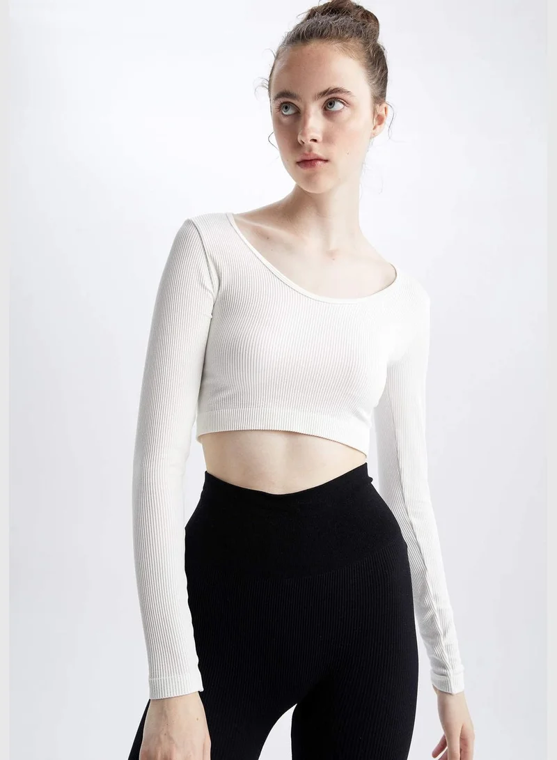 ديفاكتو Woman Scope Neck Knitted Long Sleeve T-Shirt