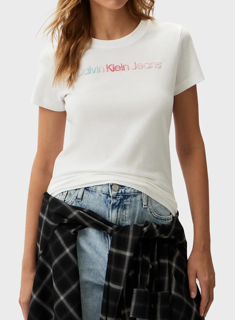 Calvin Klein Jeans Crew Neck Logo T-Shirt
